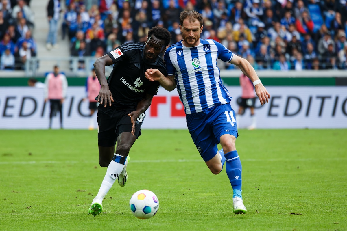 Fussball / Karlsruher SC - Hamburger SV
