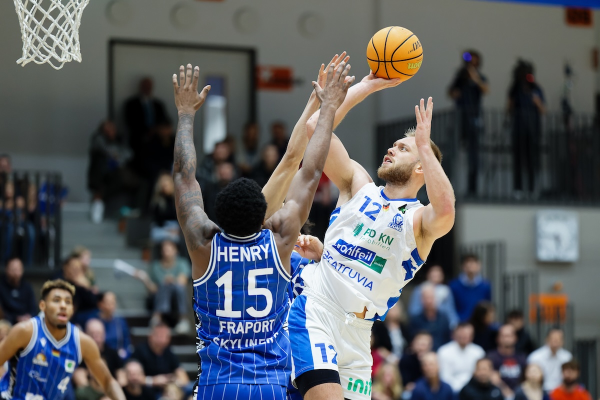 Basketball / PSK Lions - Fraport Skyliners