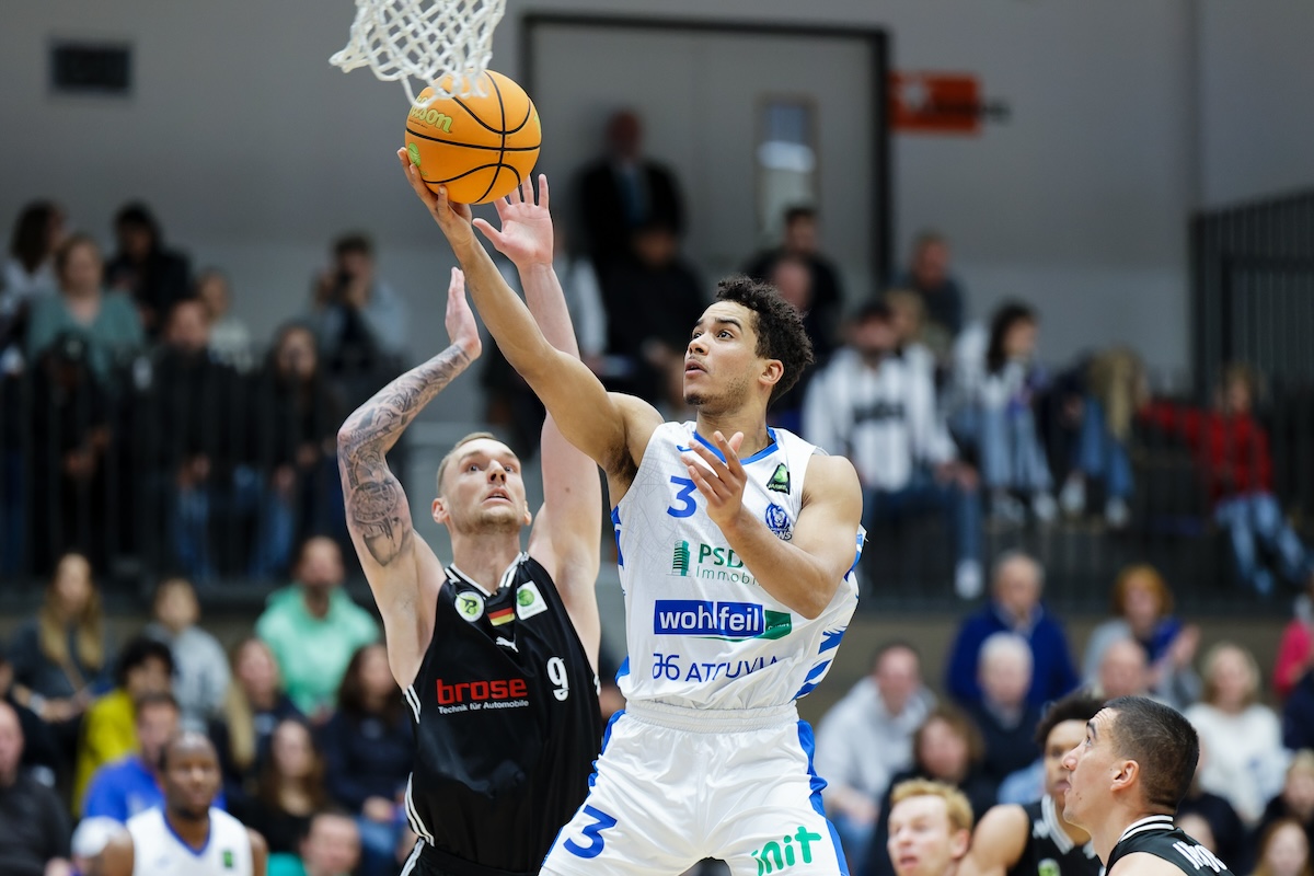 Basketball / PSK Lions - BBC Bayreuth