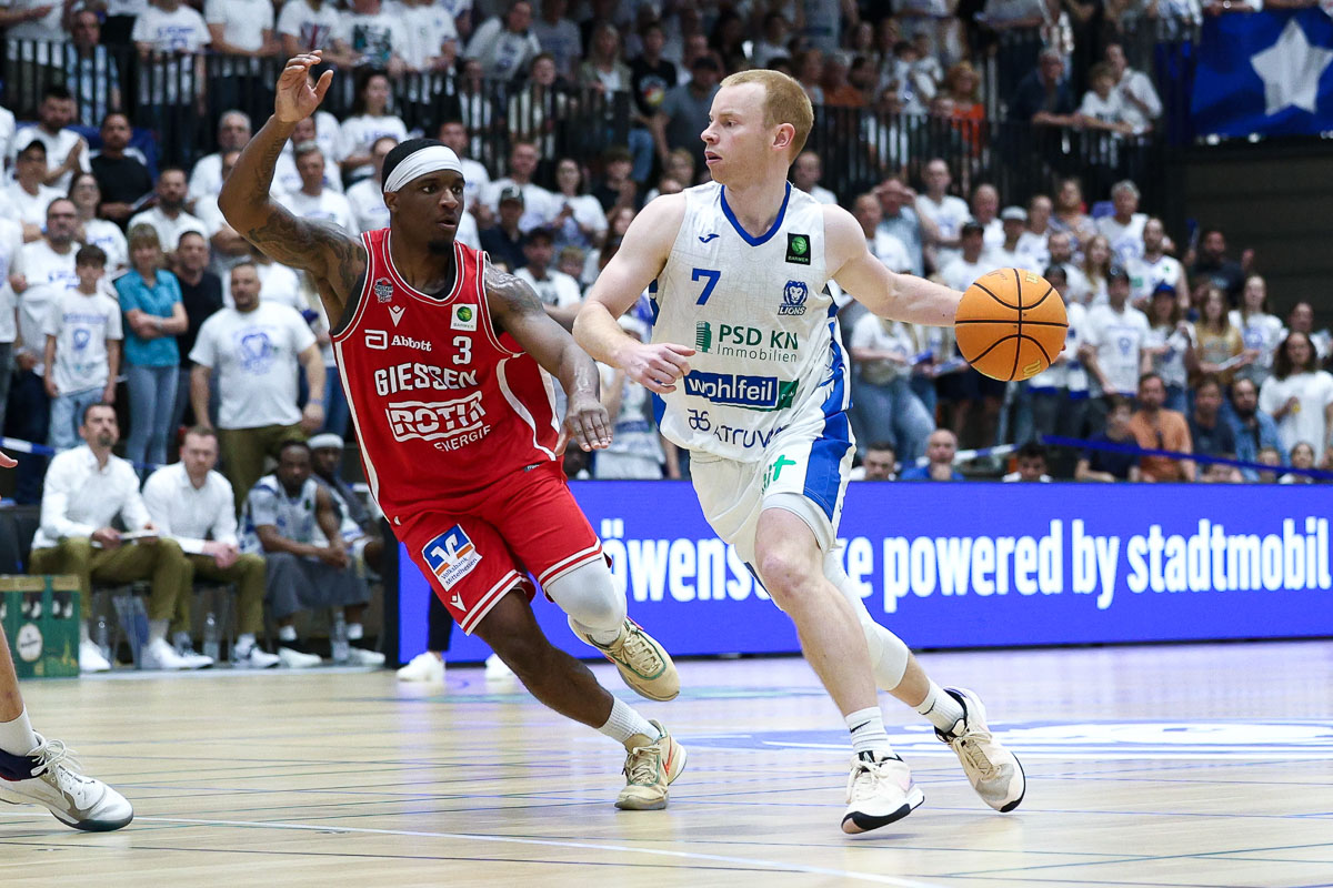 Basketball / PSK Lions - Giessen 46ers